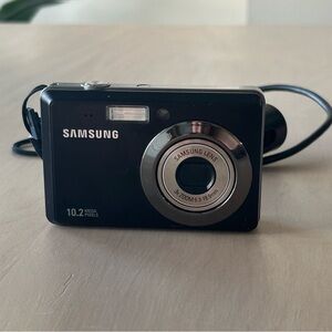 Vintage y2k digicam | Samsung es55